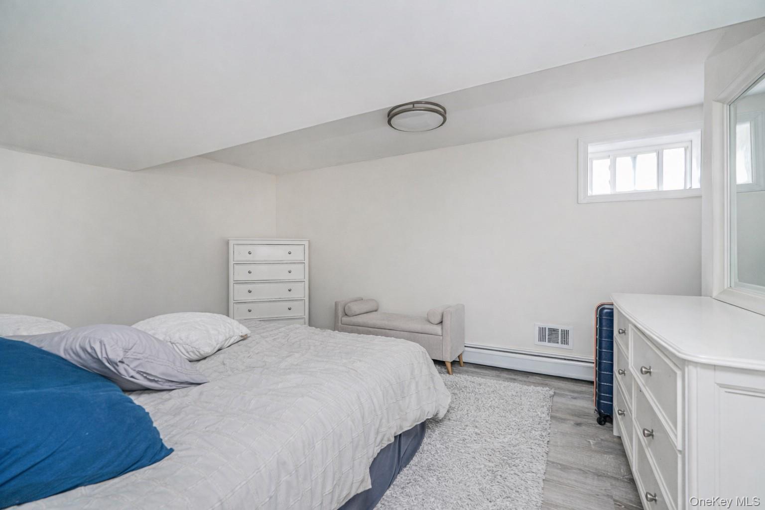 Single Family Cameron  Staten Island, NY 10305, MLS-987154-29