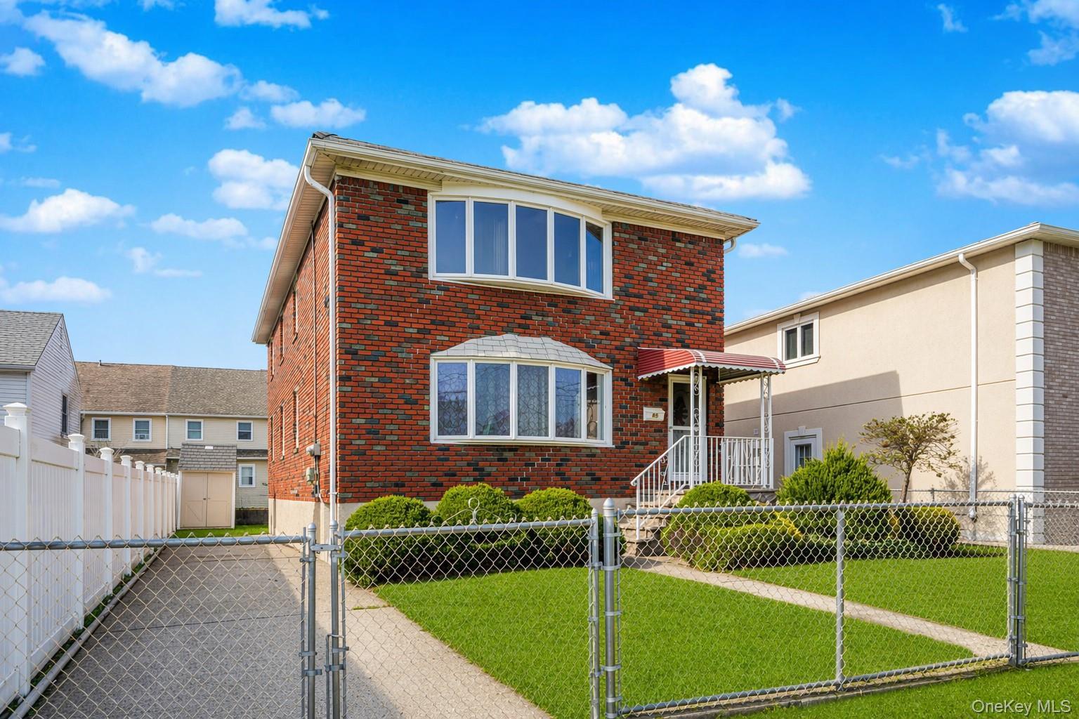 Single Family Cameron  Staten Island, NY 10305, MLS-987154-3
