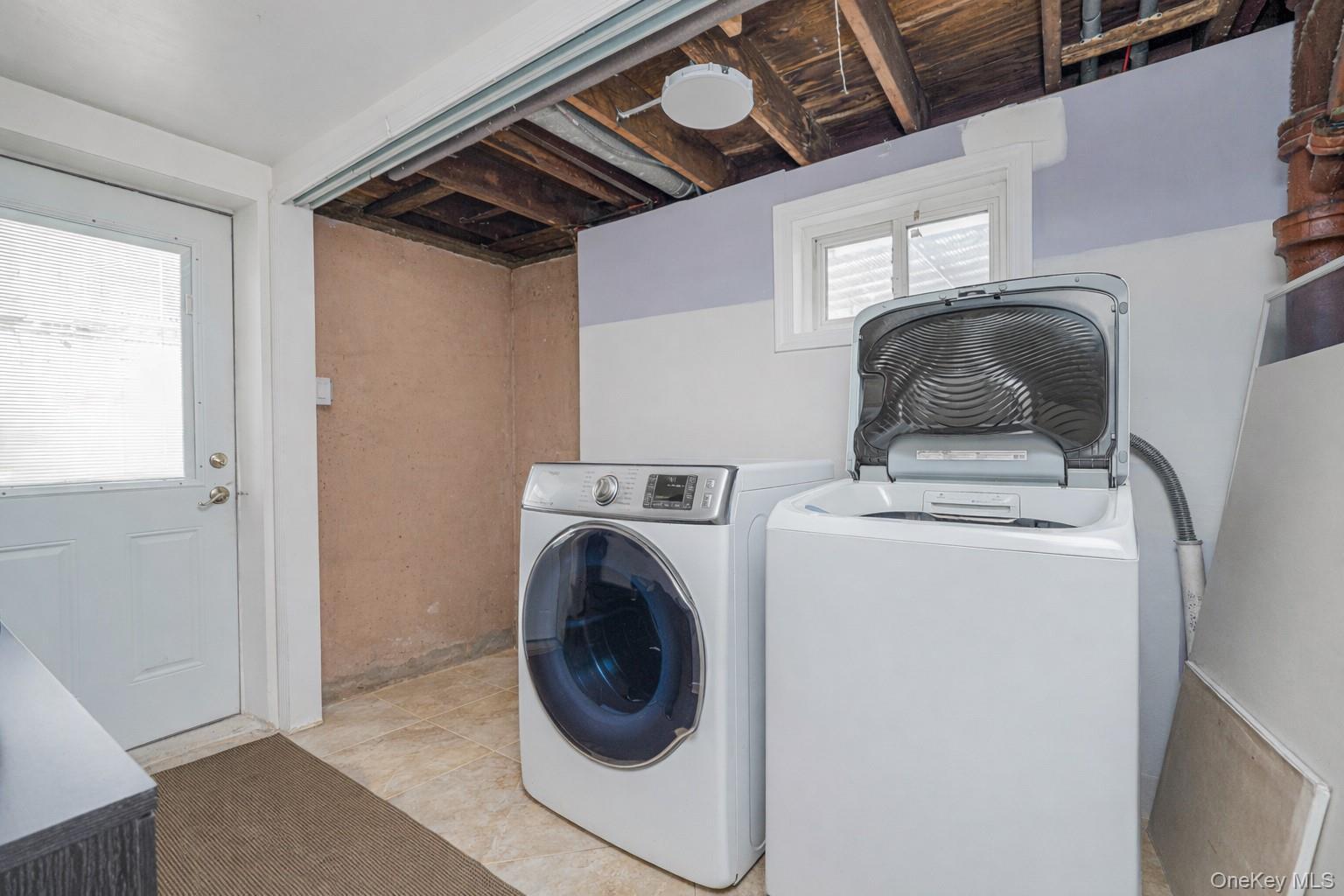 Single Family Cameron  Staten Island, NY 10305, MLS-987154-30