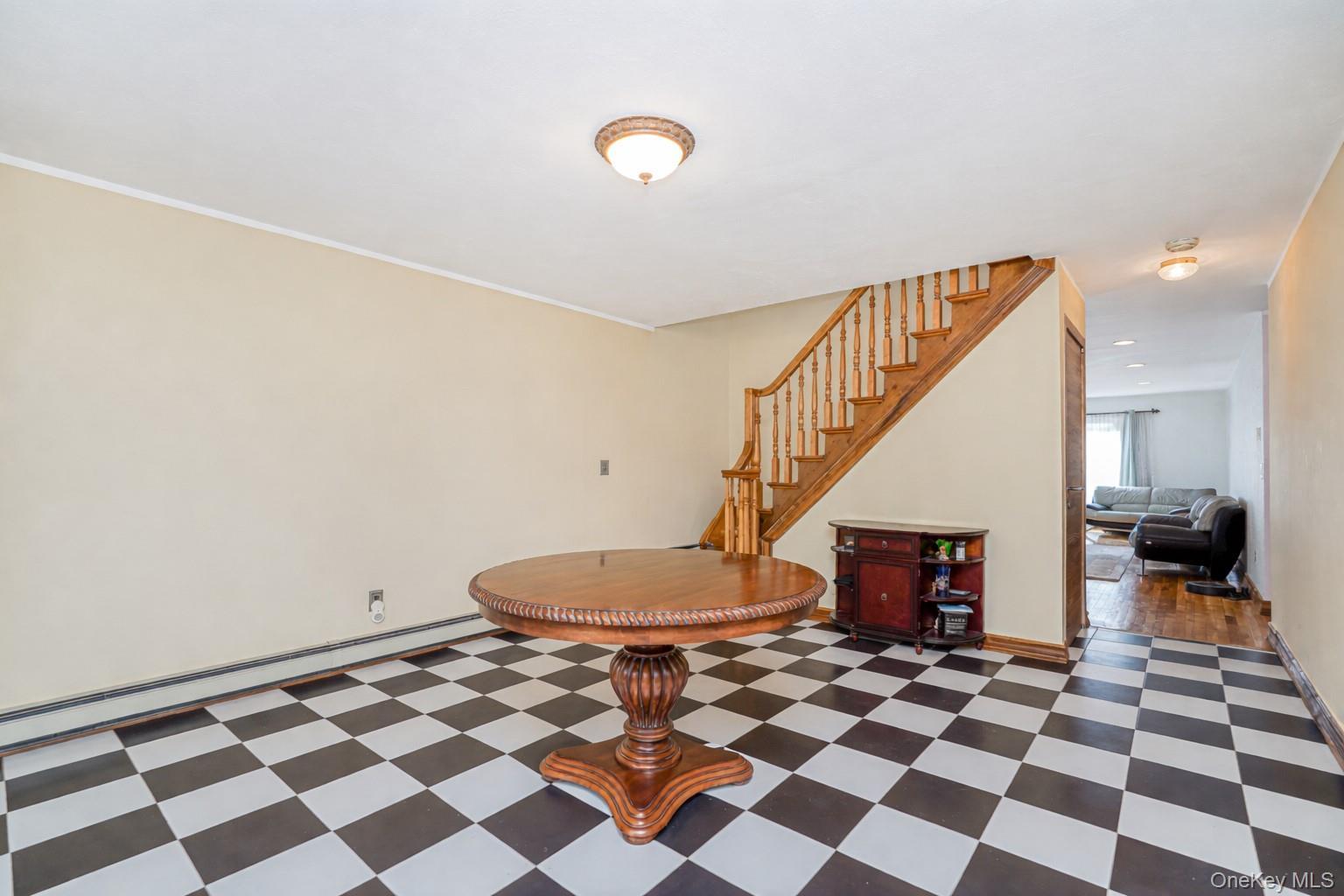 Single Family Tallman  Staten Island, NY 10312, MLS-987167-3