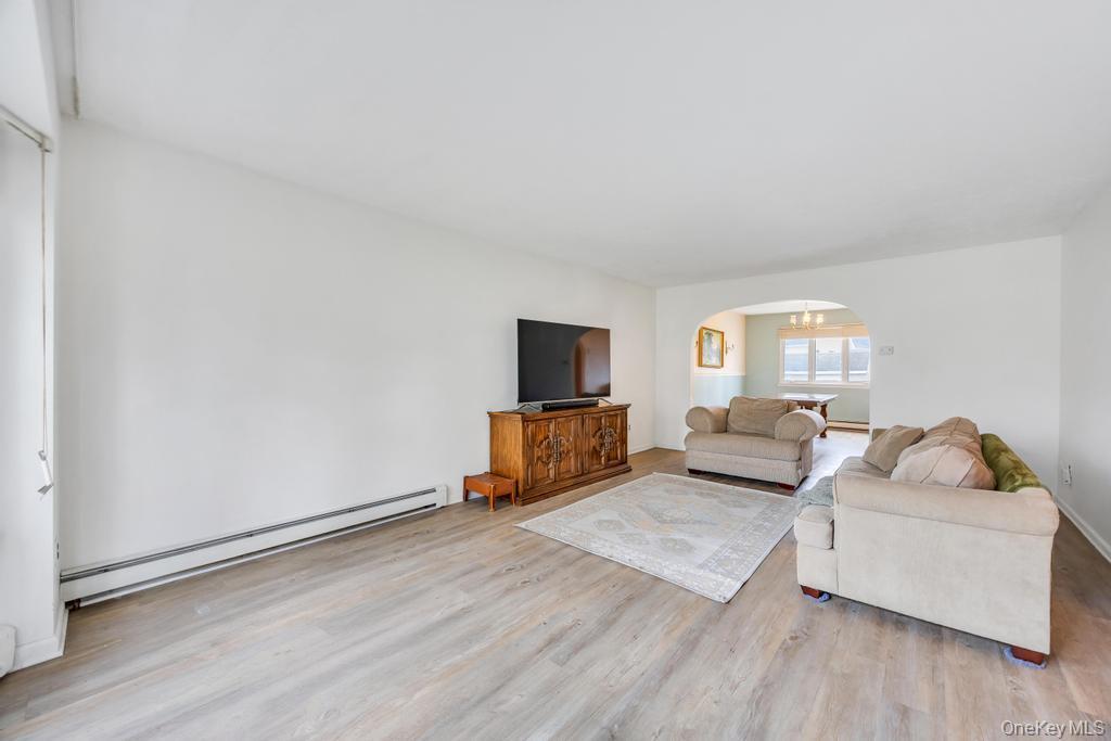 Single Family Chester  Suffolk County, NY 11787, MLS-987172-10