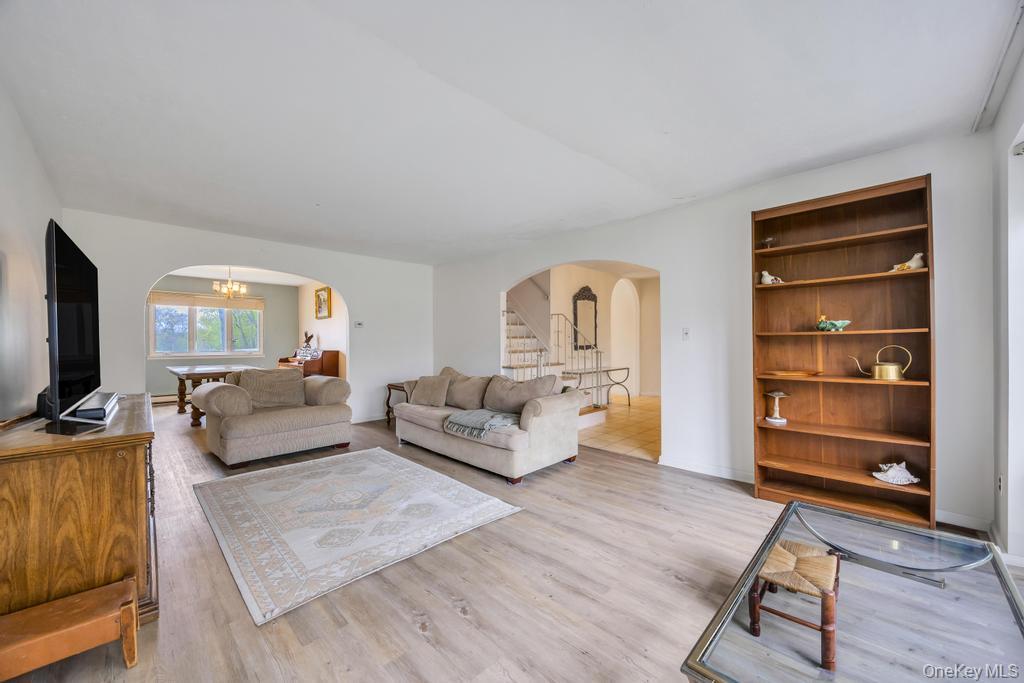 Single Family Chester  Suffolk County, NY 11787, MLS-987172-11