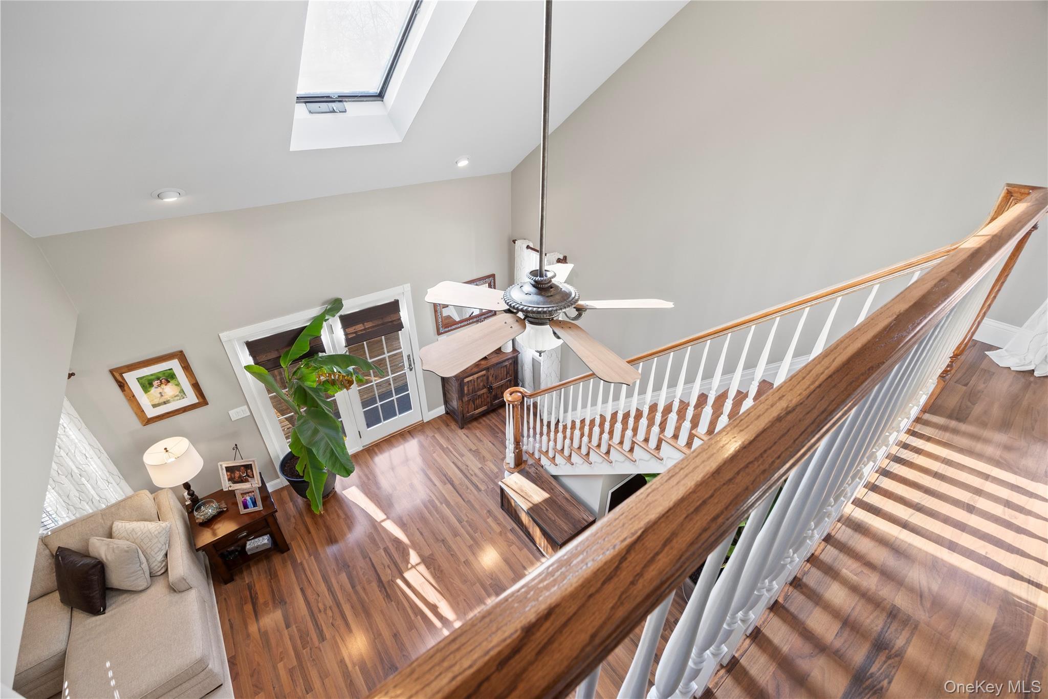 Single Family Aster  Suffolk County, NY 11742, MLS-987220-24
