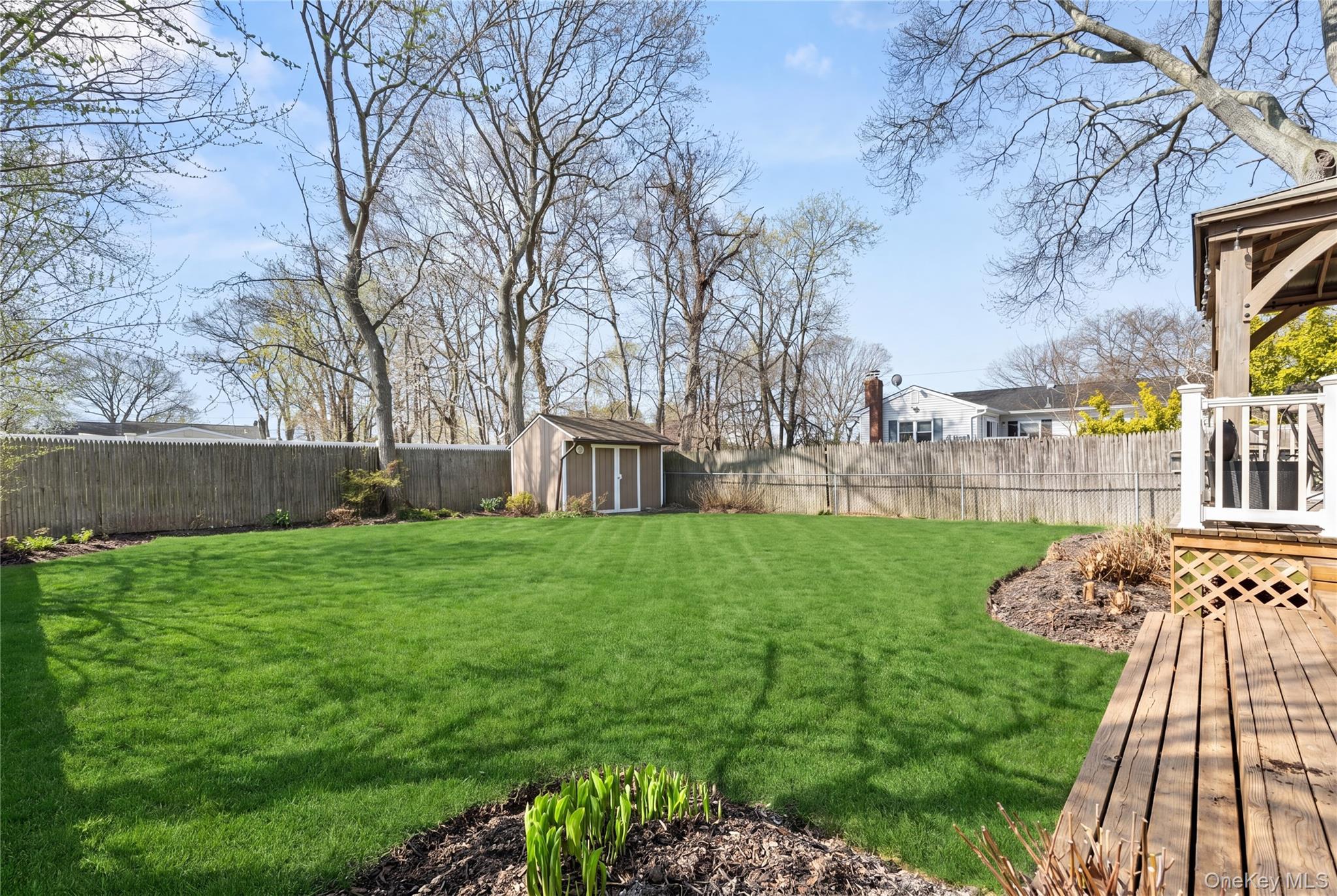 Single Family Aster  Suffolk County, NY 11742, MLS-987220-34