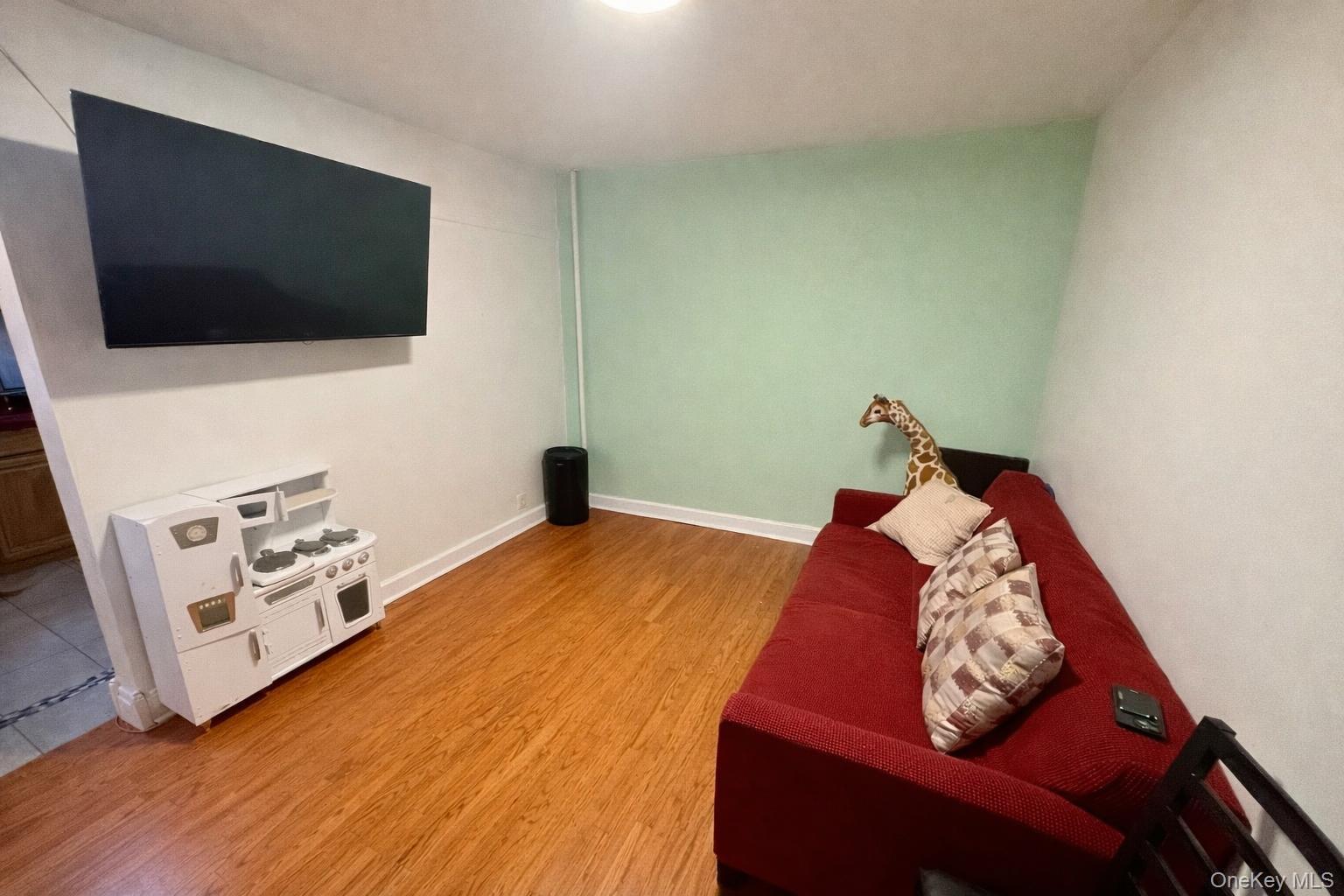 Single Family 80th Queens, NY 11421, MLS-987221-18