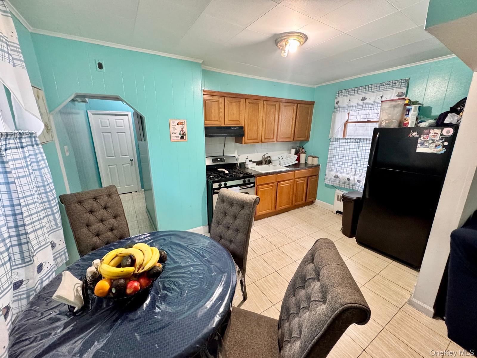 Single Family 80th Queens, NY 11421, MLS-987221-5