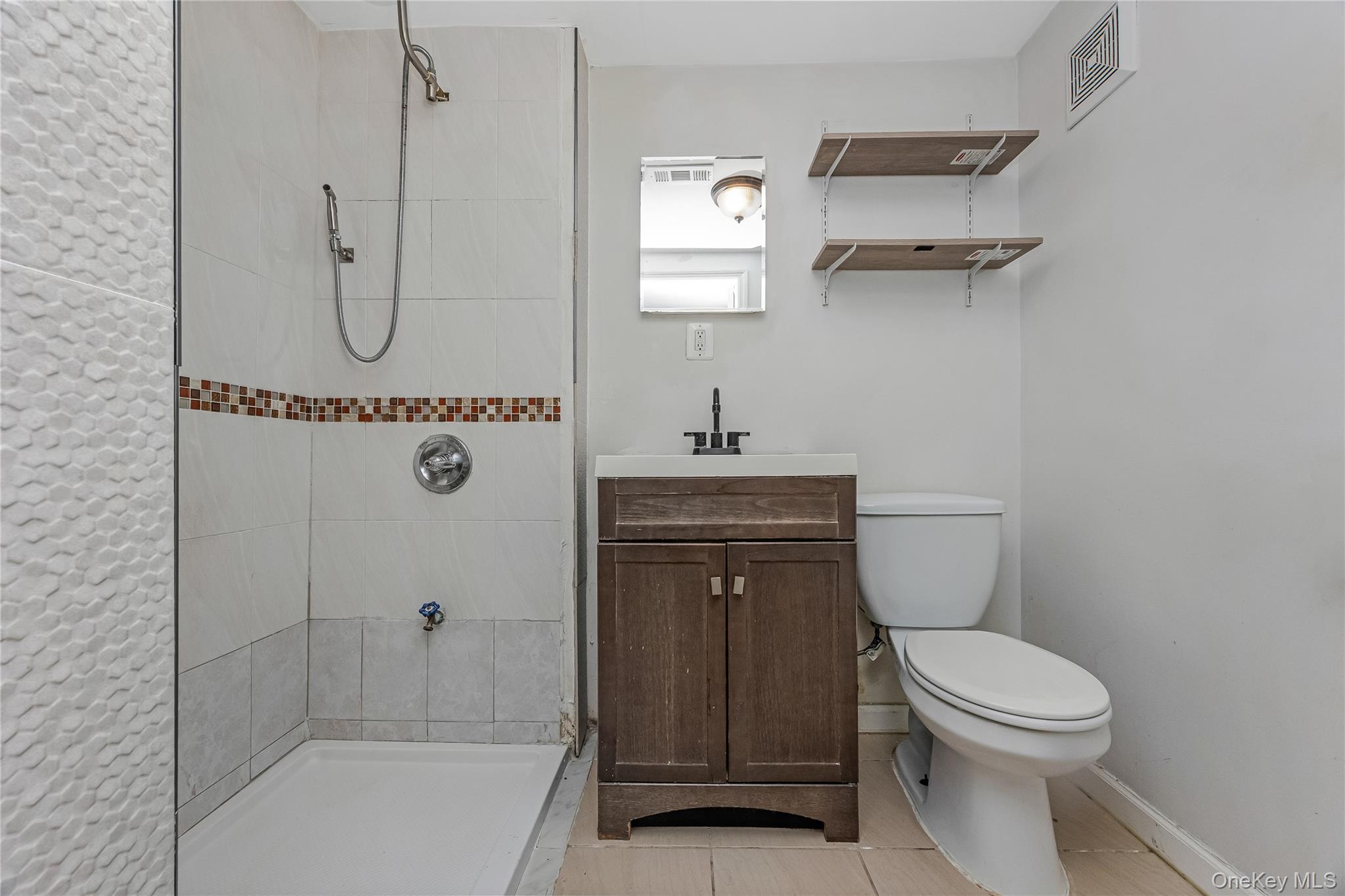 Single Family Farmers  Queens, NY 11434, MLS-987277-18