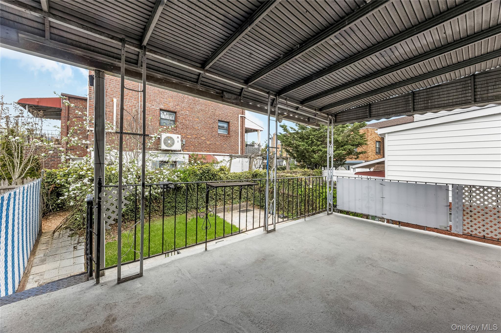 Single Family Farmers  Queens, NY 11434, MLS-987277-25