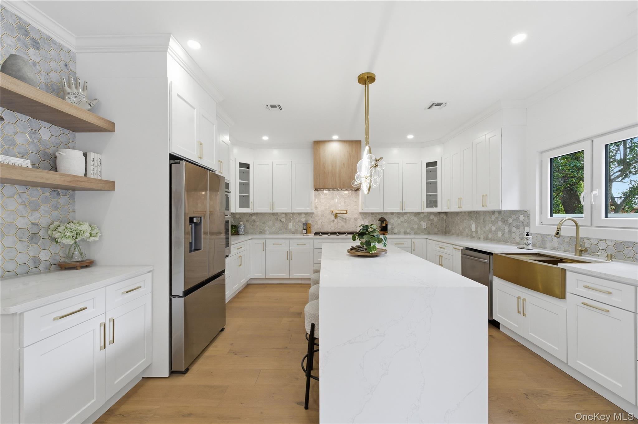 Single Family Friends Lane Nassau County, NY 11590, MLS-987285-14
