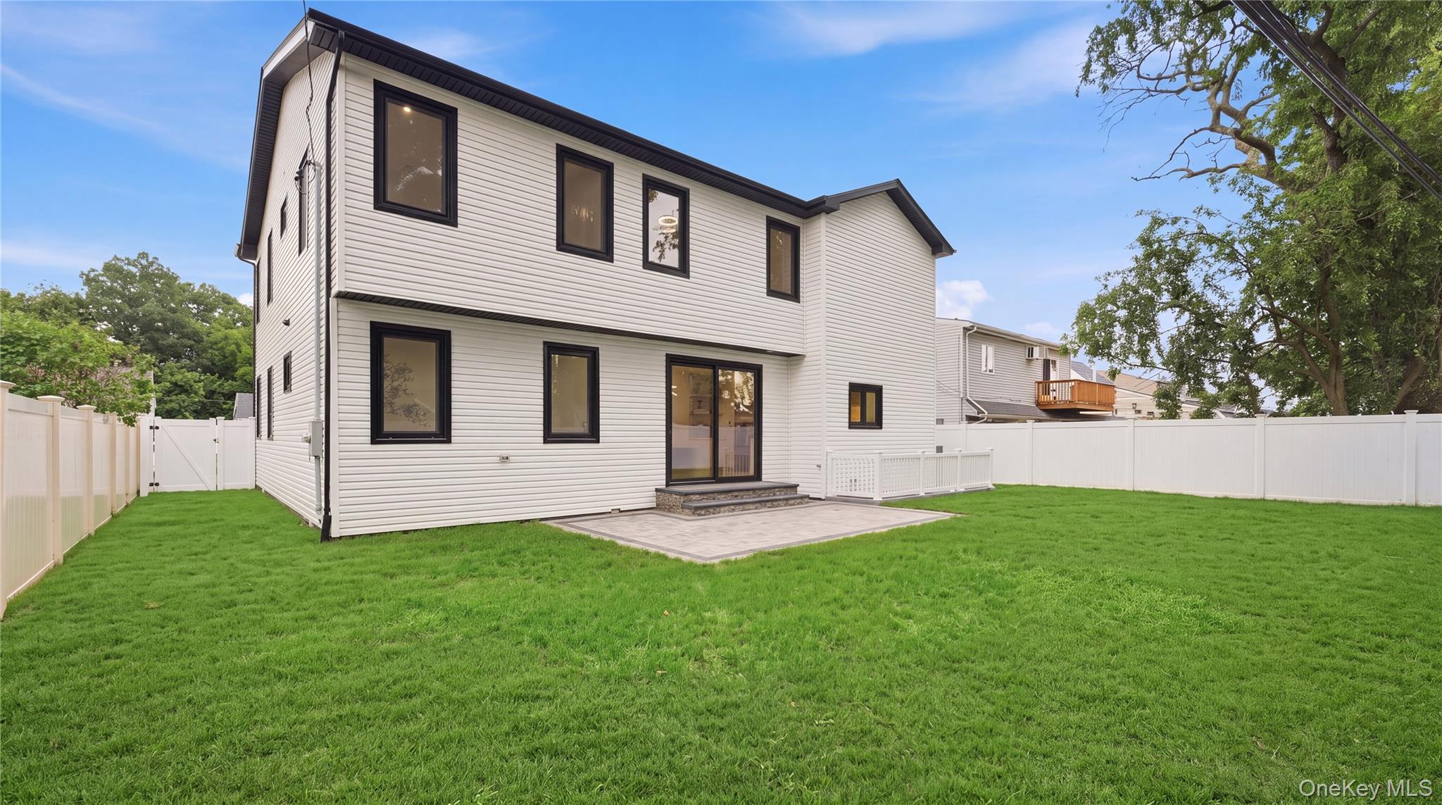 Single Family Friends Lane  Nassau County, NY 11590, MLS-987285-48