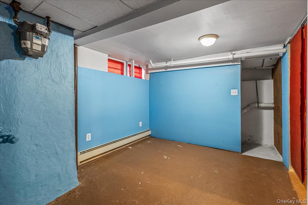 Single Family 87th  Queens, NY 11416, MLS-987288-21