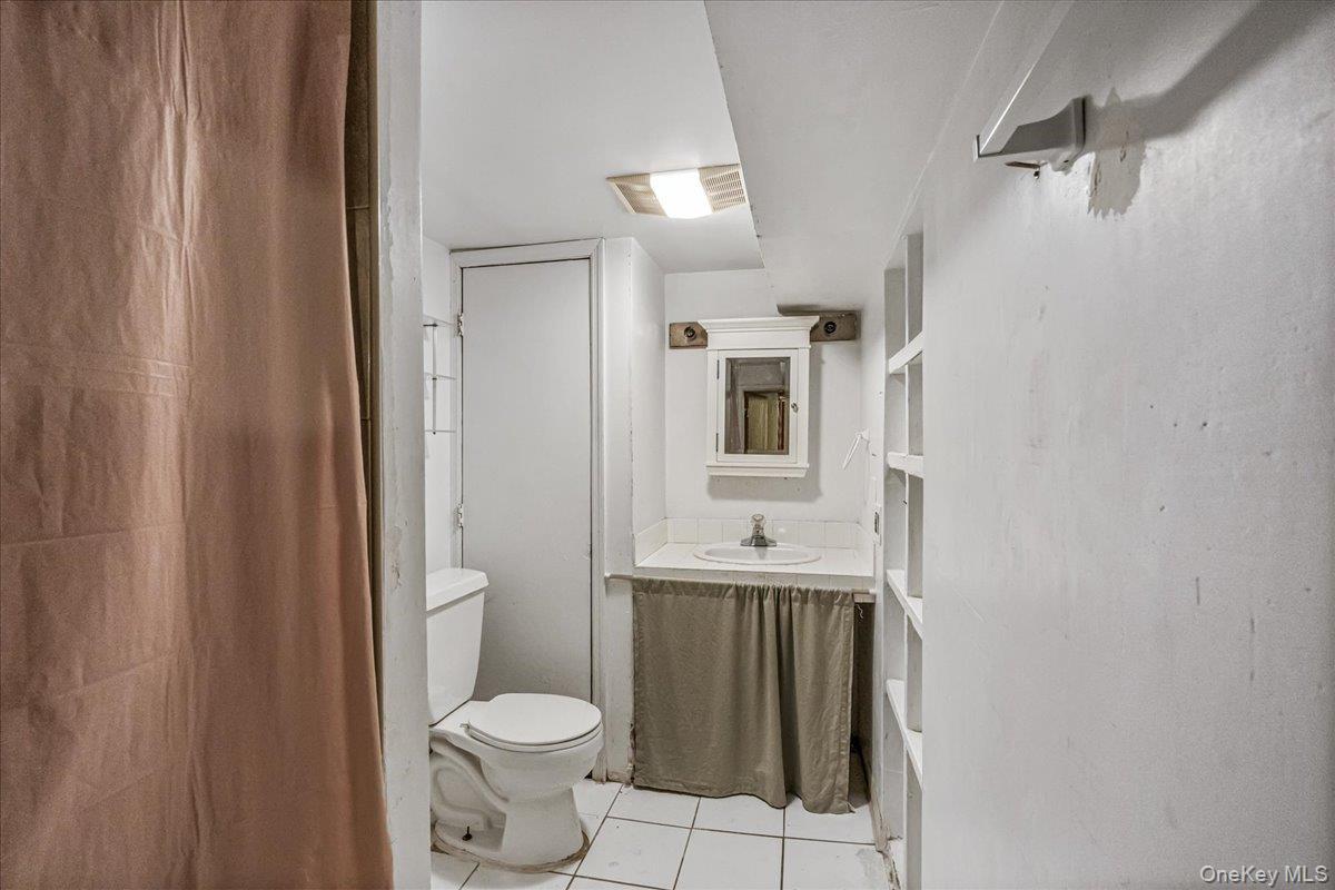 Single Family 87th  Queens, NY 11416, MLS-987288-22