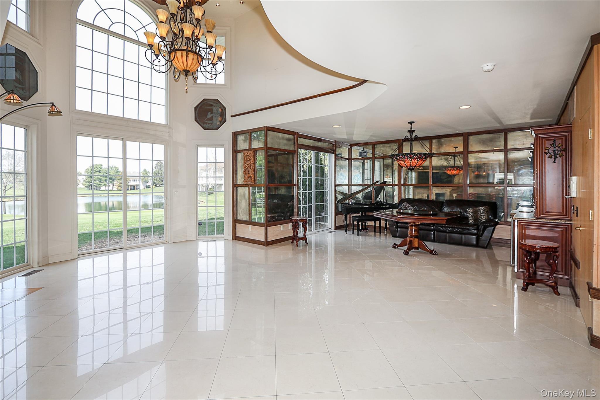 Condo Altessa  Suffolk County, NY 11747, MLS-987307-10