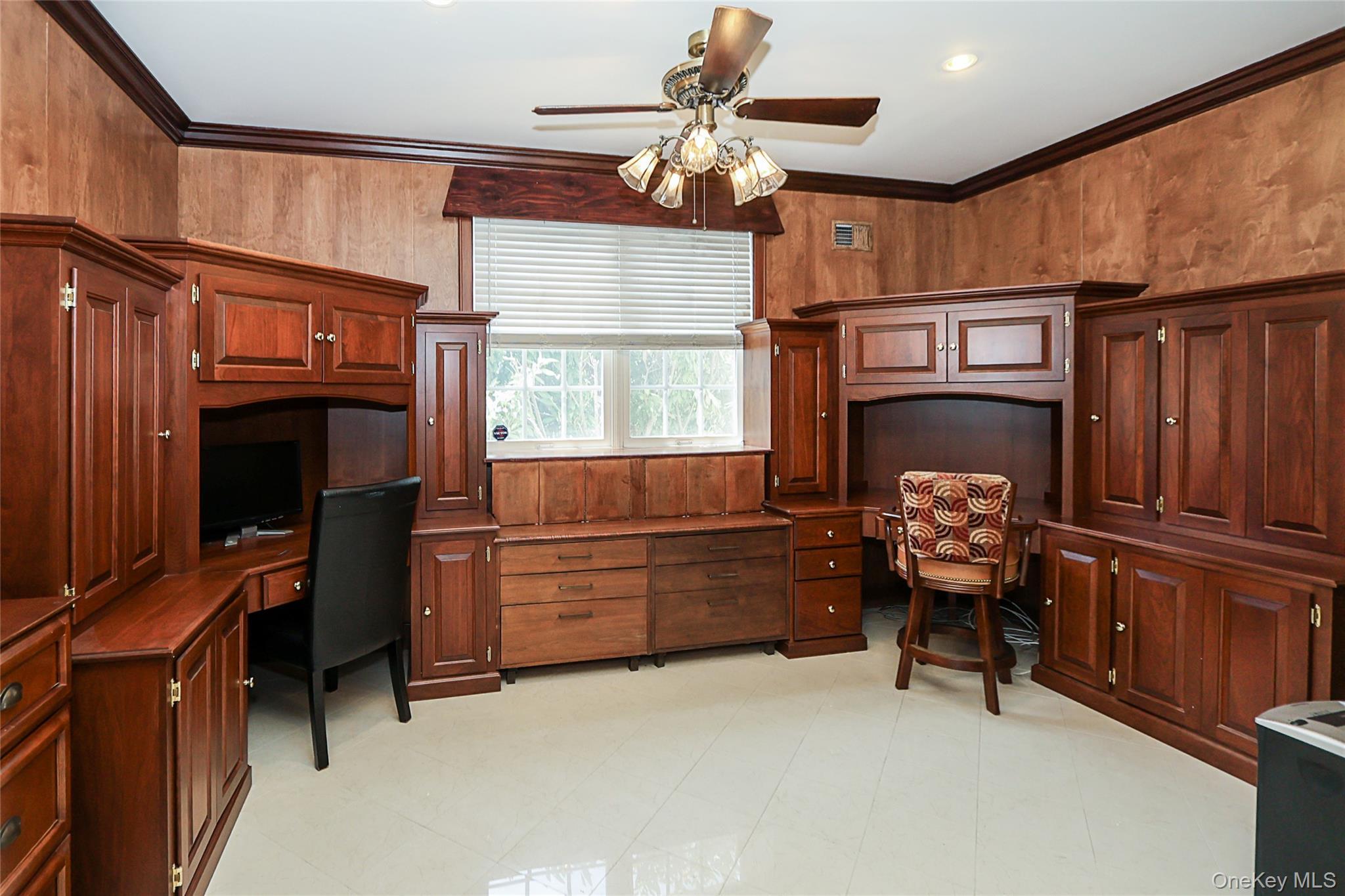 Condo Altessa  Suffolk County, NY 11747, MLS-987307-16