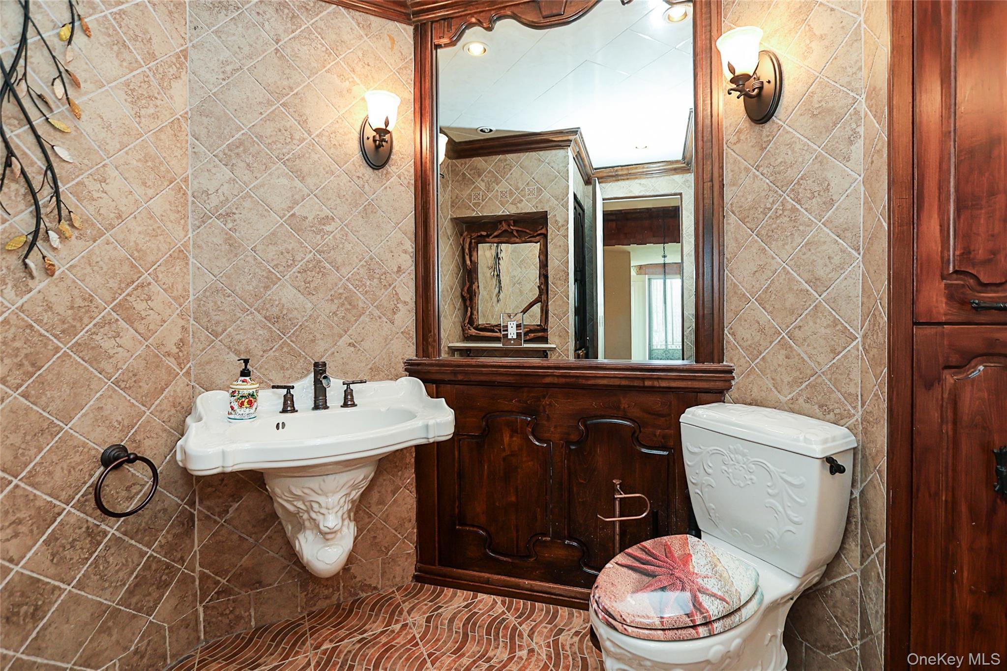 Condo Altessa  Suffolk County, NY 11747, MLS-987307-26