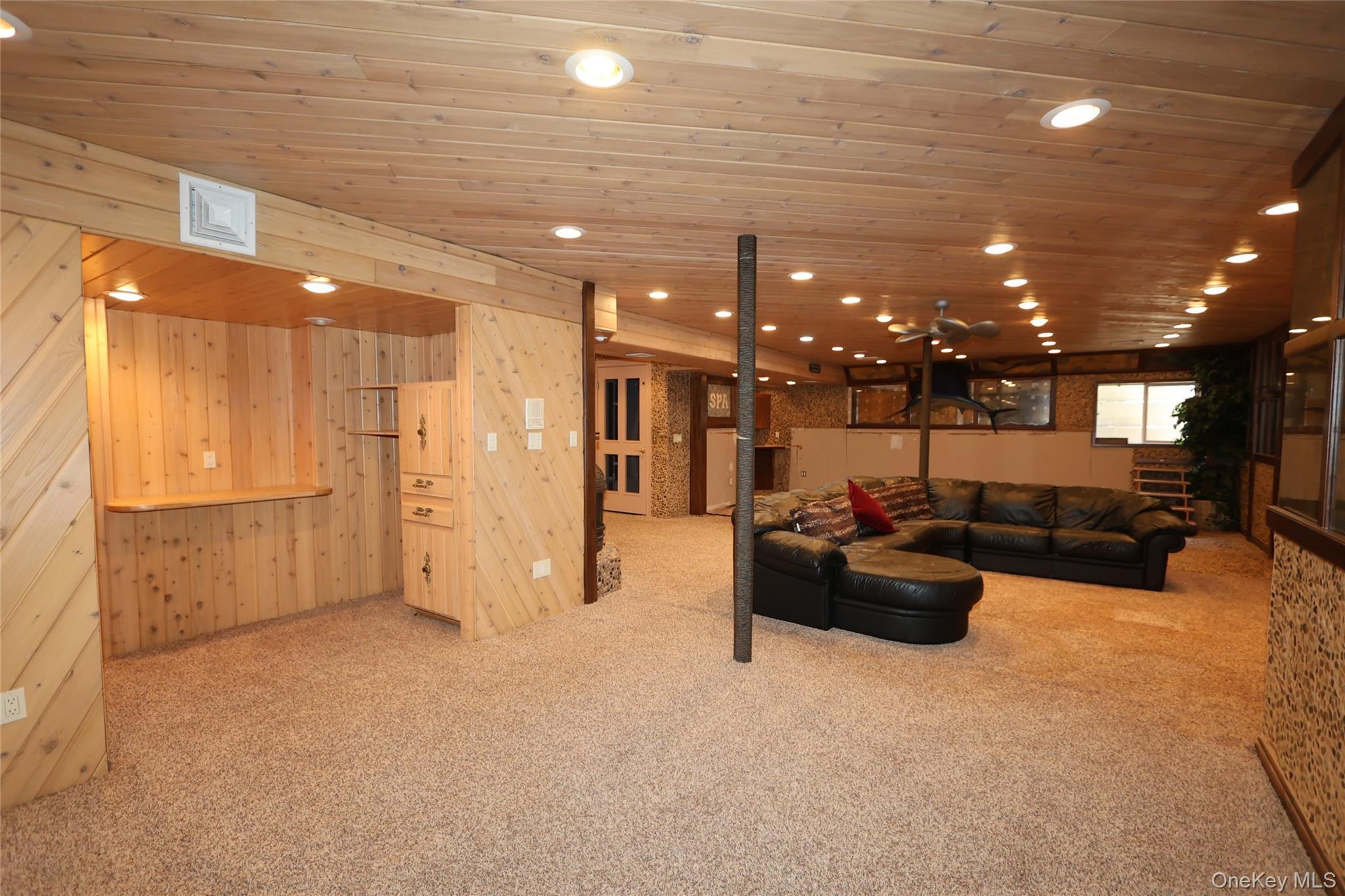 Condo Altessa  Suffolk County, NY 11747, MLS-987307-34