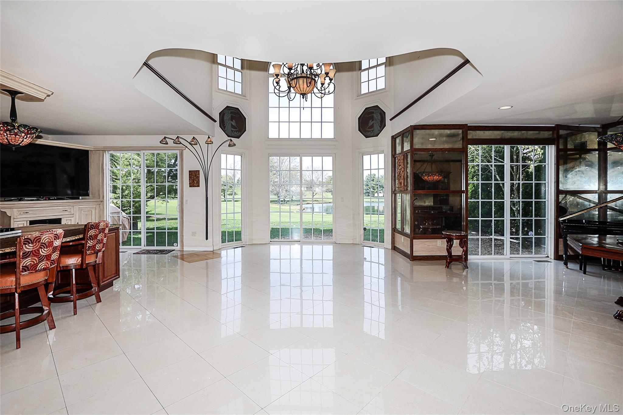 Condo Altessa  Suffolk County, NY 11747, MLS-987307-5