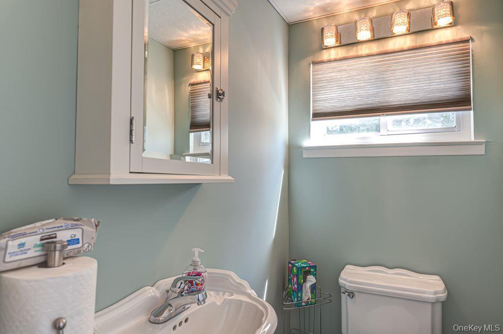 Single Family Cheltenham  Suffolk County, NY 11704, MLS-987322-11