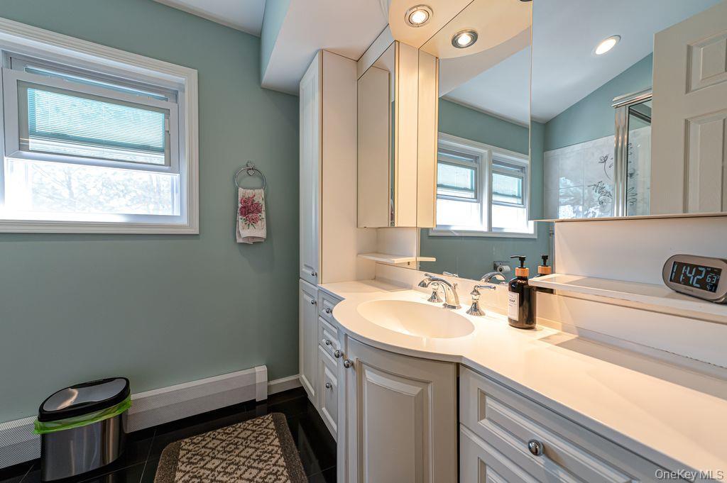 Single Family Cheltenham  Suffolk County, NY 11704, MLS-987322-16