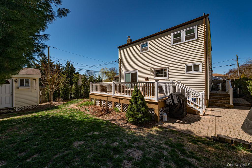 Single Family Cheltenham  Suffolk County, NY 11704, MLS-987322-21