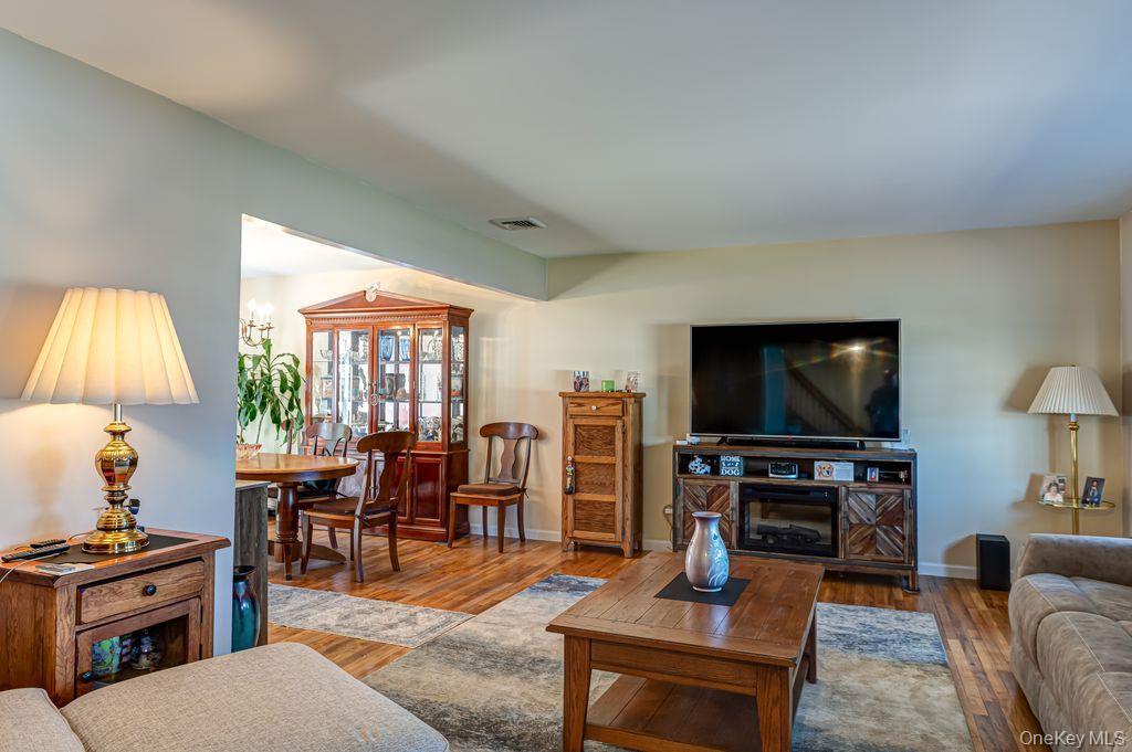 Single Family Cheltenham  Suffolk County, NY 11704, MLS-987322-6