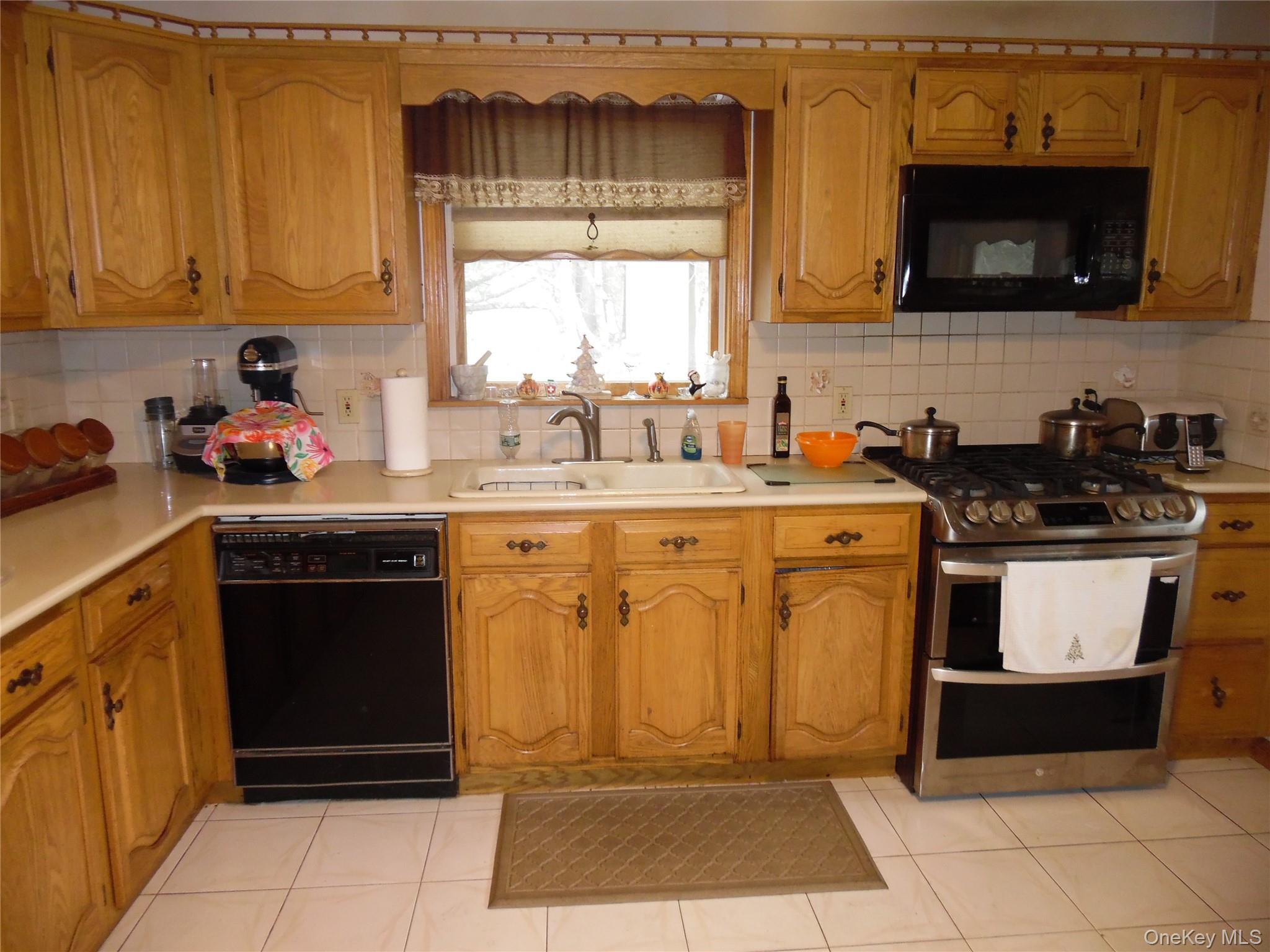 Single Family Post Hill  Sullivan County, NY 12763, MLS-987345-6