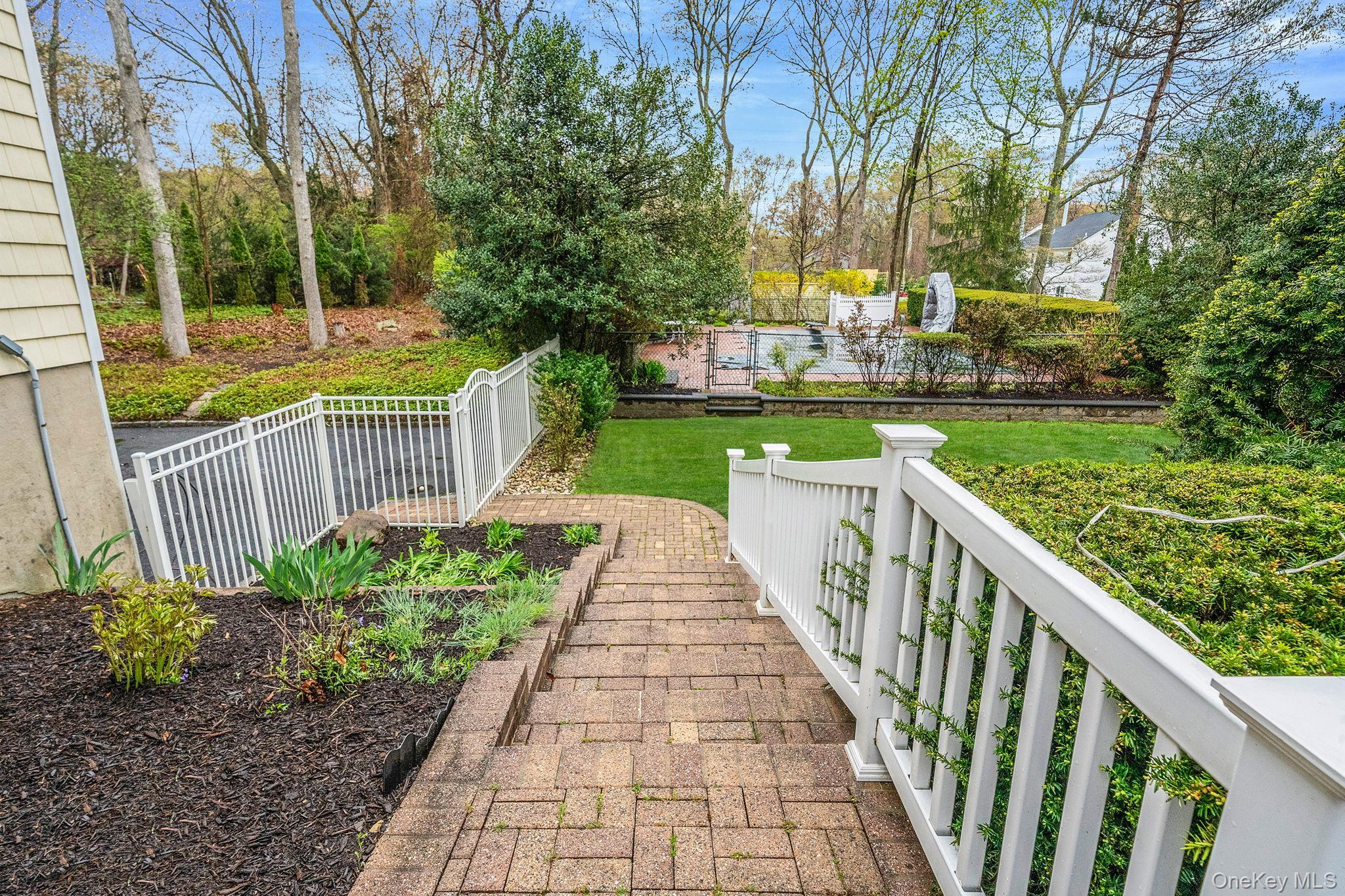 Single Family Lower Cross  Suffolk County, NY 11786, MLS-987350-32