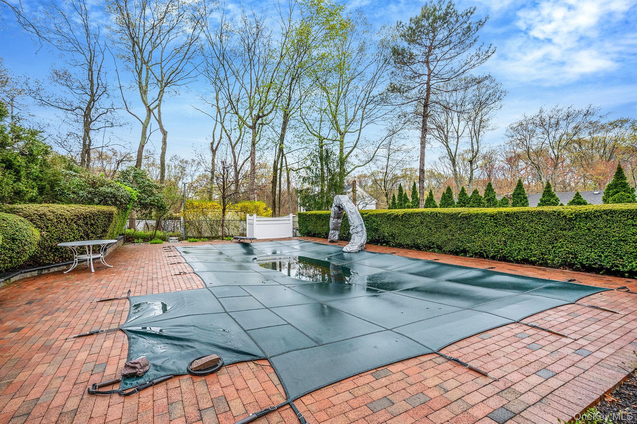 Single Family Lower Cross  Suffolk County, NY 11786, MLS-987350-35
