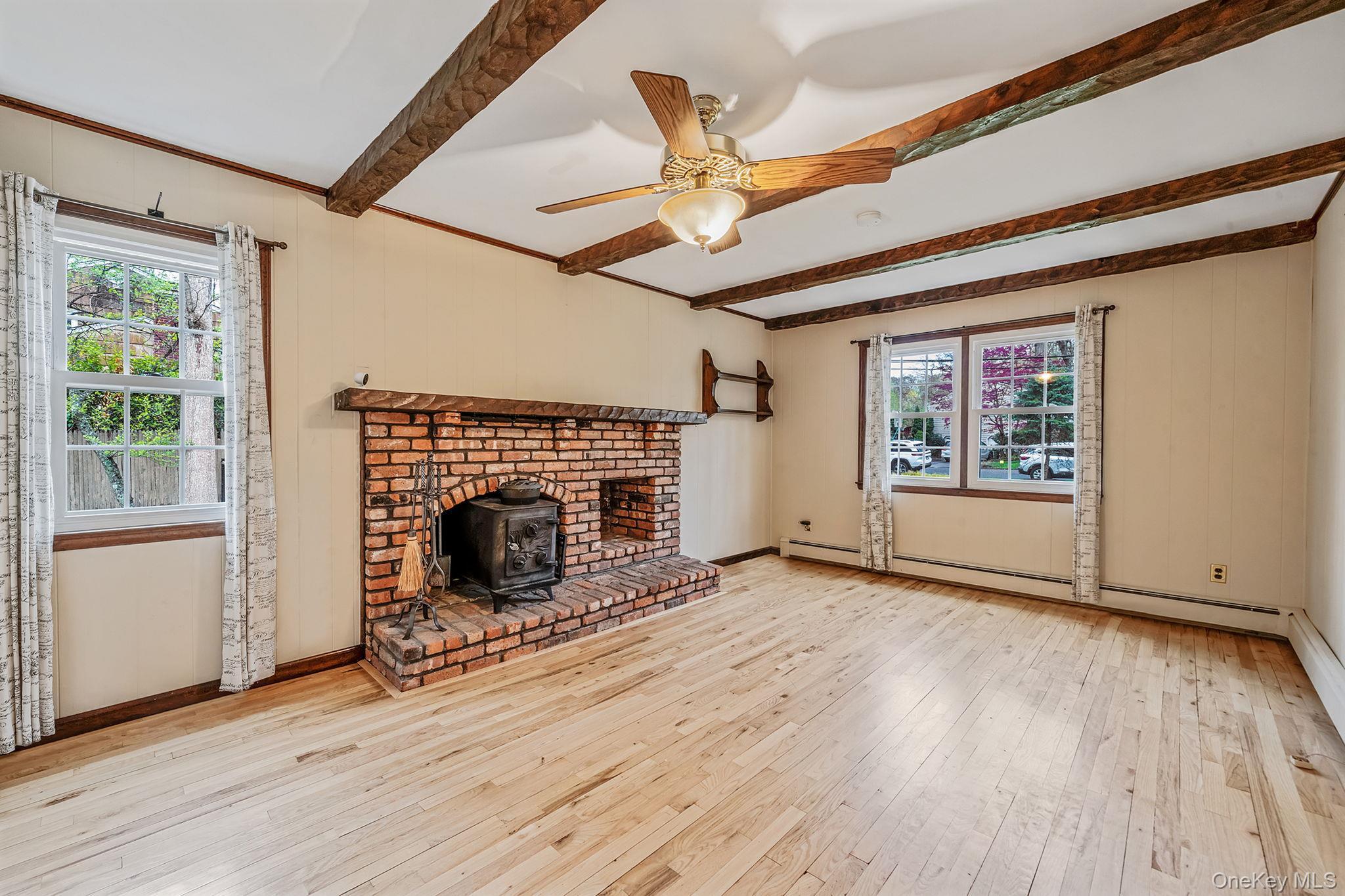 Single Family Lower Cross  Suffolk County, NY 11786, MLS-987350-7