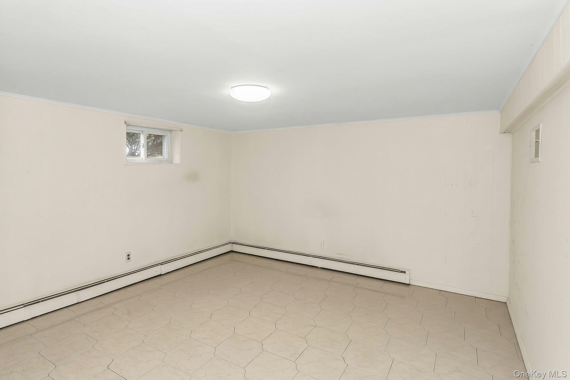 Single Family Wisconsin  Nassau County, NY 11758, MLS-987358-25