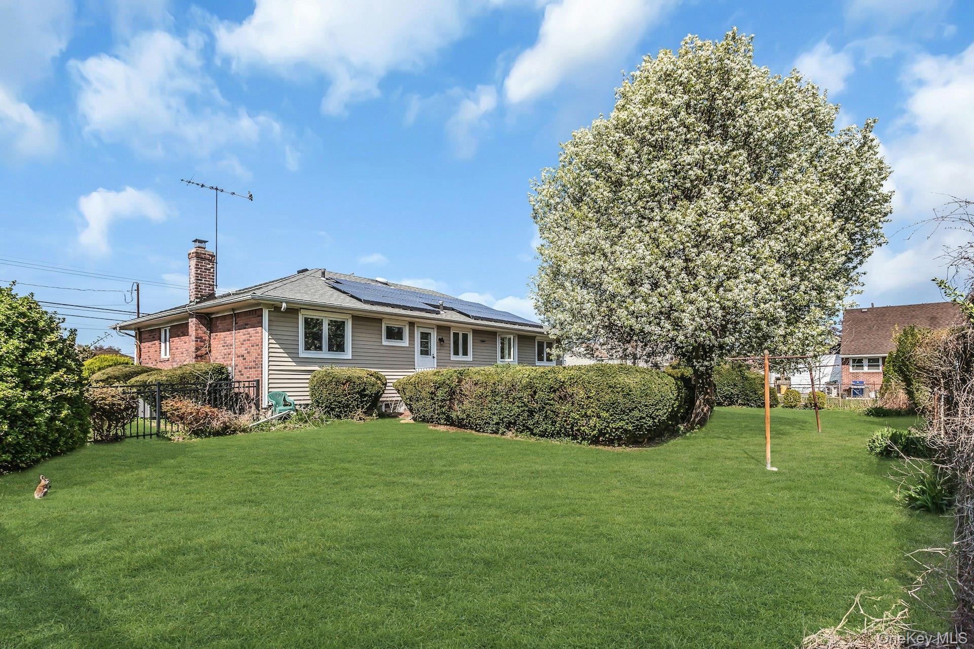 Single Family Wisconsin  Nassau County, NY 11758, MLS-987358-27