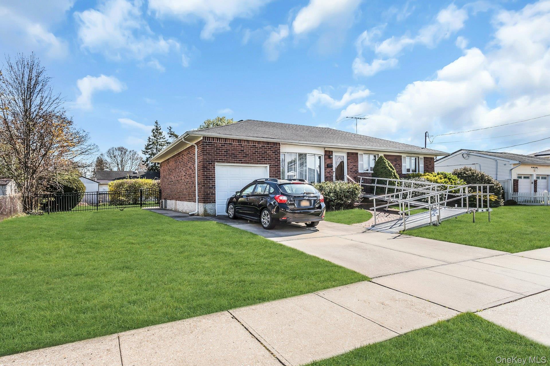 Single Family Wisconsin  Nassau County, NY 11758, MLS-987358-3