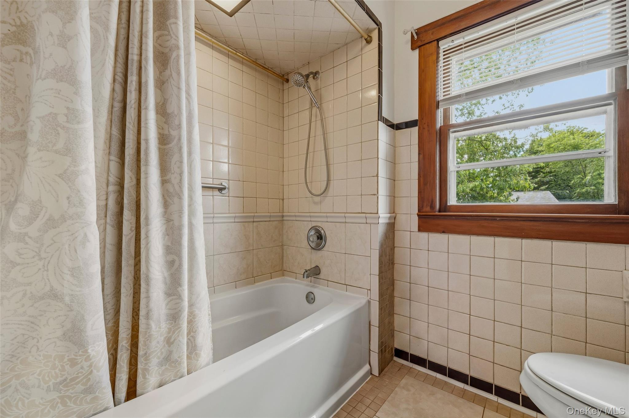 Single Family Lincoln Street Rockland County, NY 10974, MLS-987366-24