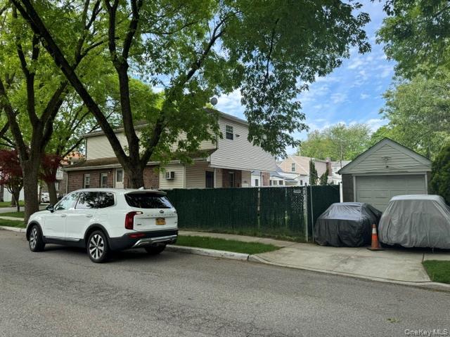 Single Family 83rd Avenue Queens, NY 11426, MLS-987396-3