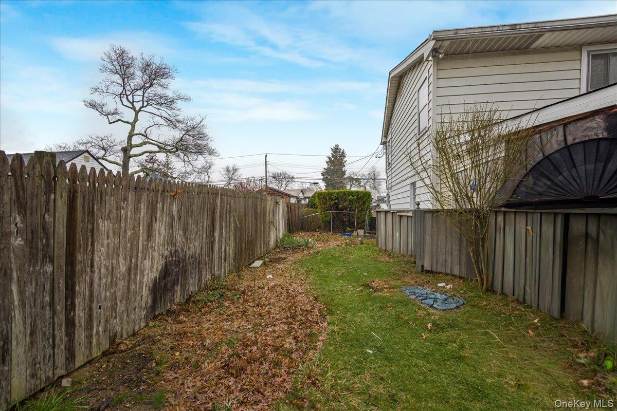 Single Family 13th  Suffolk County, NY 11729, MLS-987410-15