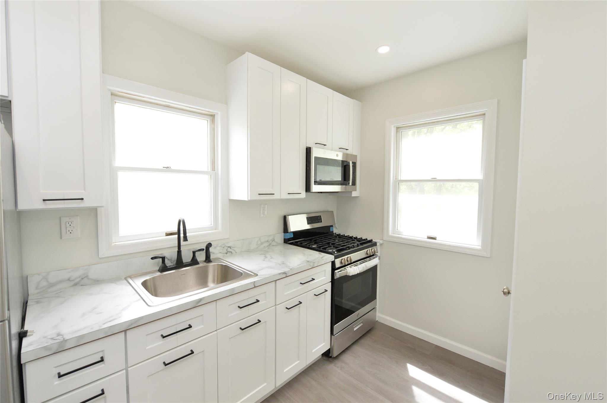 Single Family Pioneer Avenue Rockland County, NY 10901, MLS-987414-12