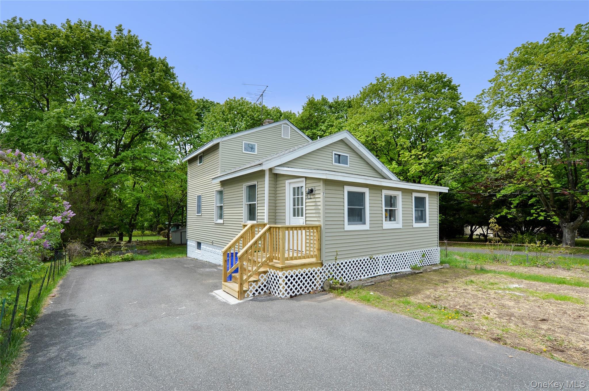 Single Family Pioneer Avenue Rockland County, NY 10901, MLS-987414-2