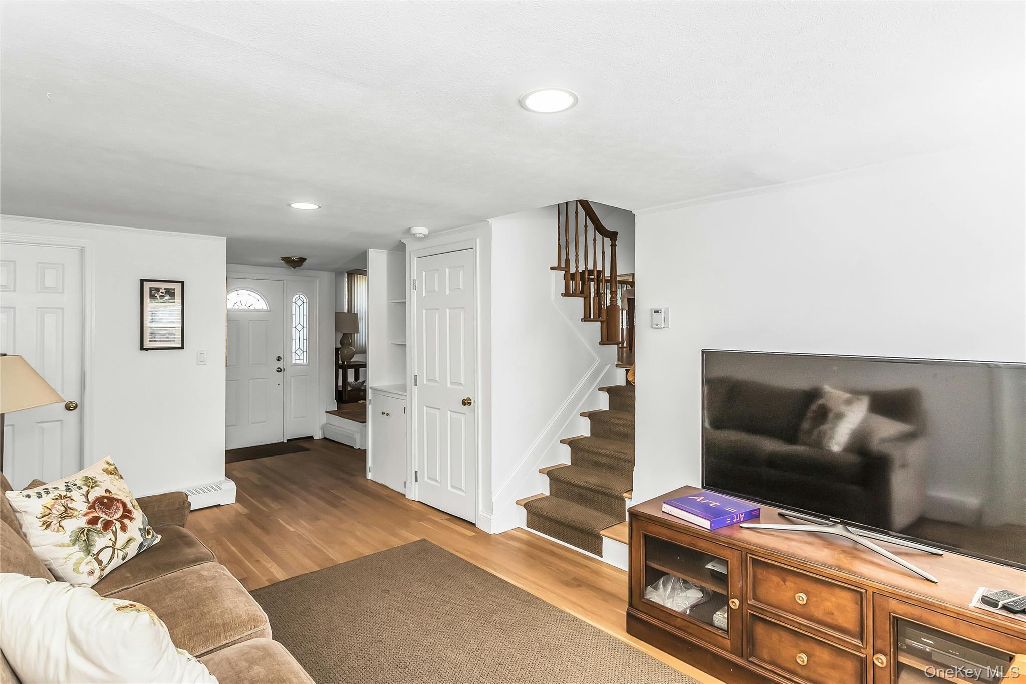 Single Family Fresno  Nassau County, NY 11803, MLS-987421-14