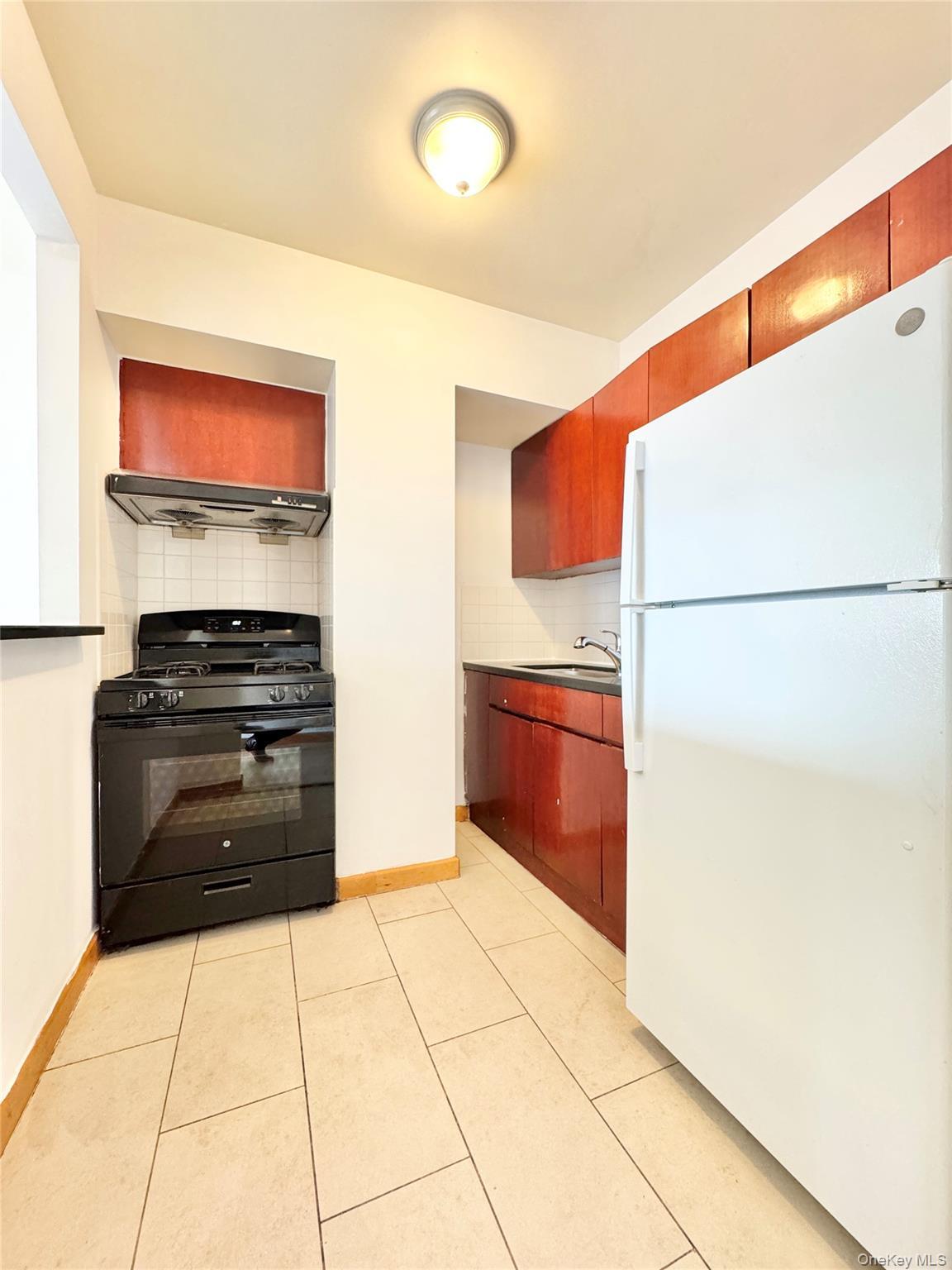 Apartment 57th  Queens, NY 11373, MLS-987422-6