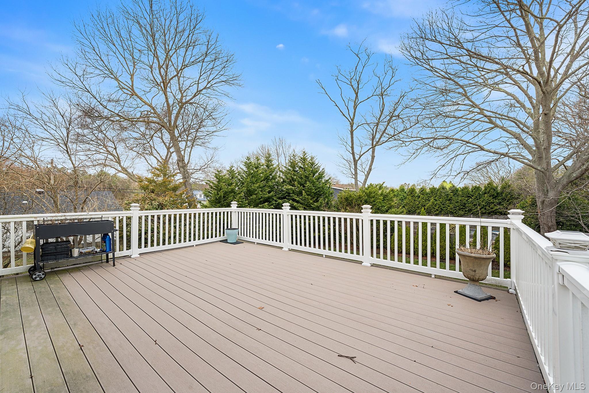 Single Family 4th  Suffolk County, NY 11779, MLS-987425-7