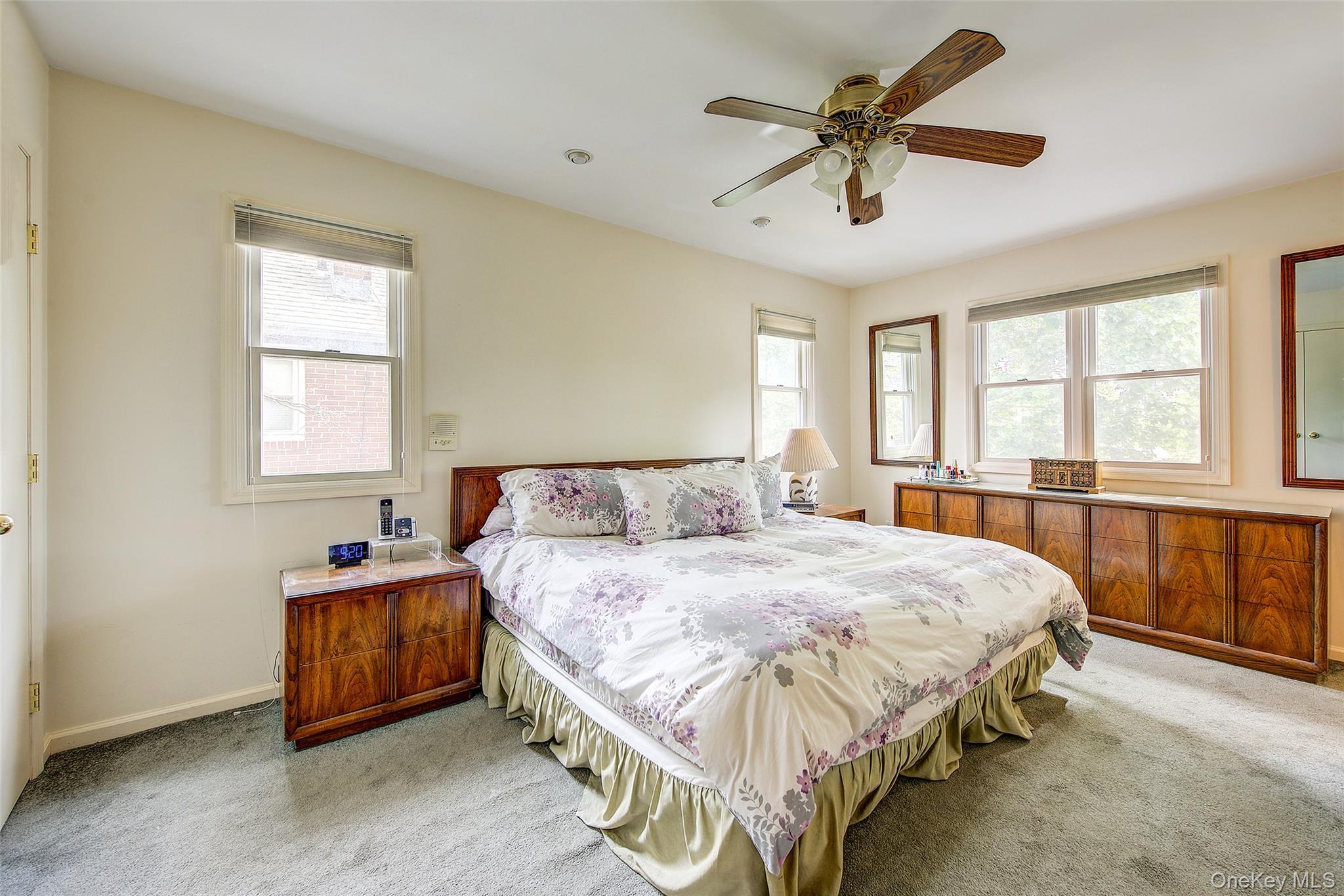 Single Family 166th Street Queens, NY 11365, MLS-987434-27