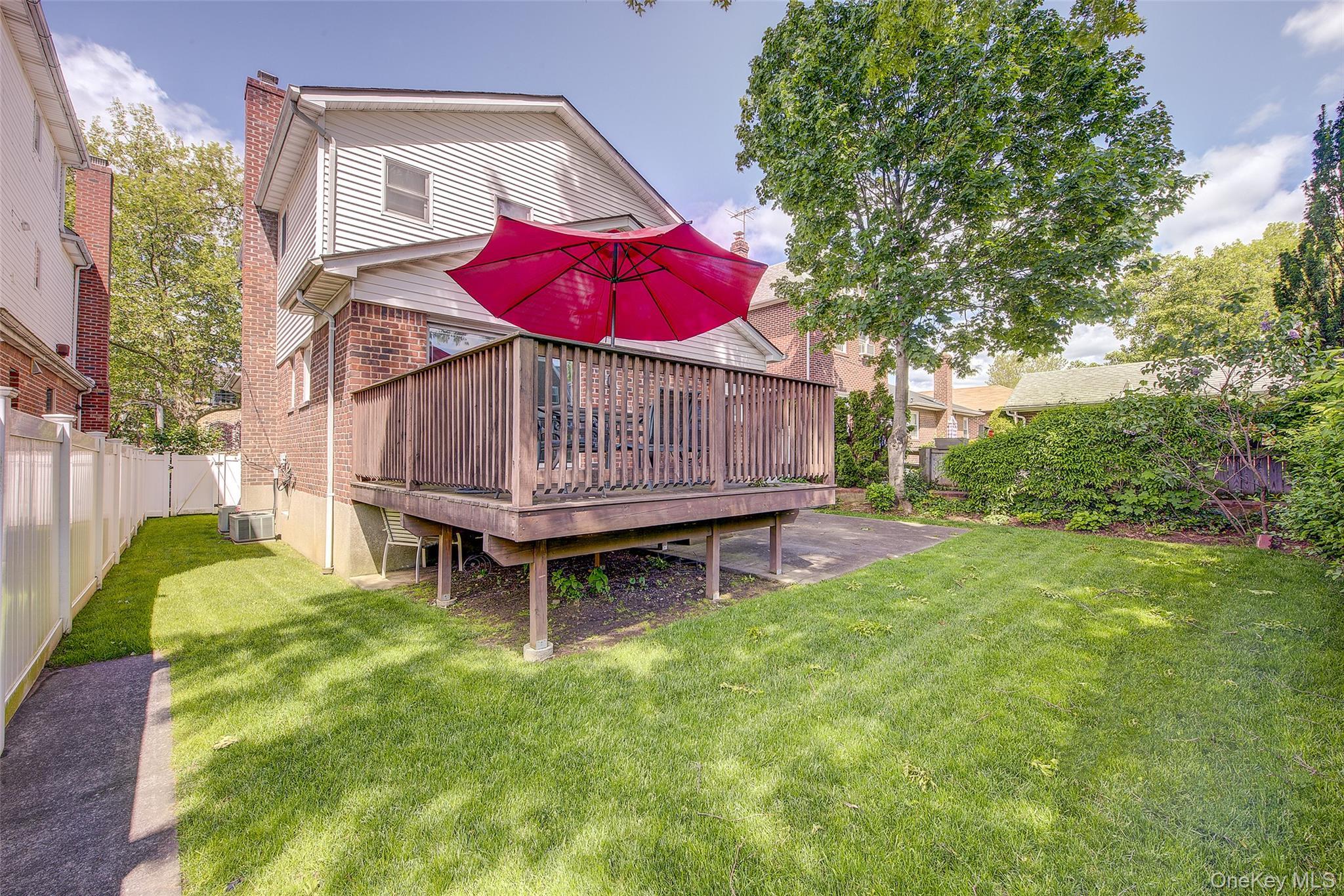 Single Family 166th Street Queens, NY 11365, MLS-987434-4