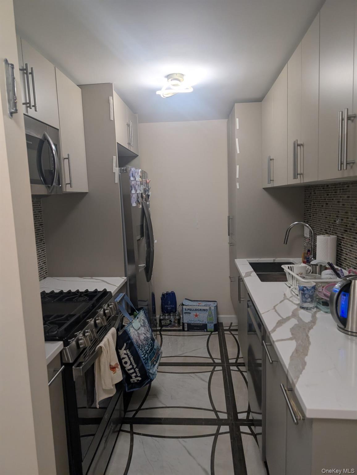 Coop Brighton 1st Road Brooklyn, NY 11235, MLS-987440-13