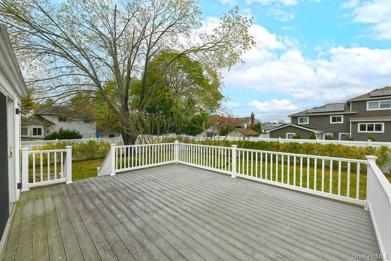 Single Family Charles  Nassau County, NY 11758, MLS-987499-30