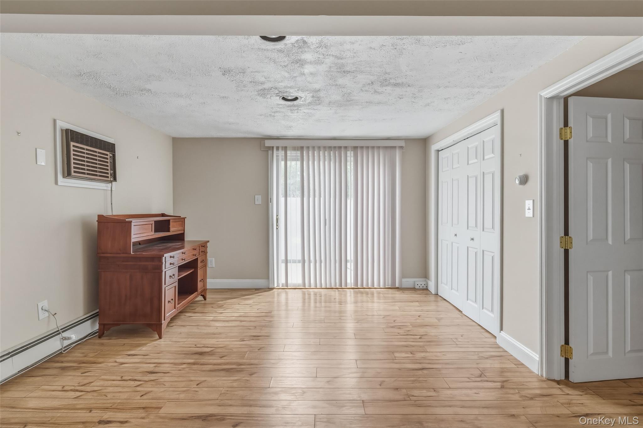 Single Family Madison  Nassau County, NY 11558, MLS-987513-13