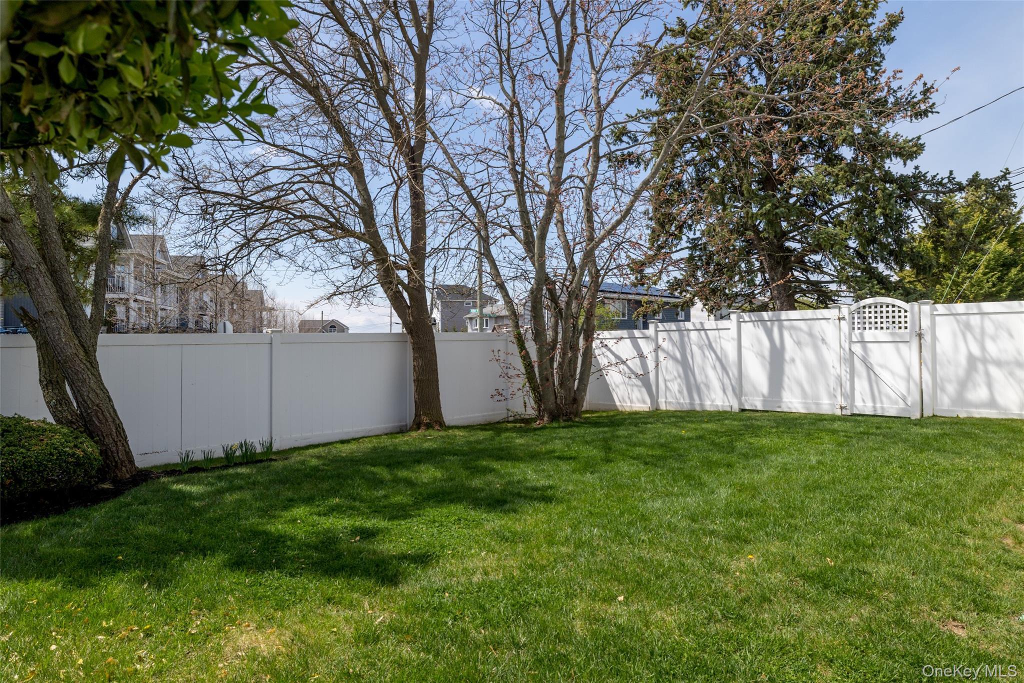 Single Family Madison  Nassau County, NY 11558, MLS-987513-25