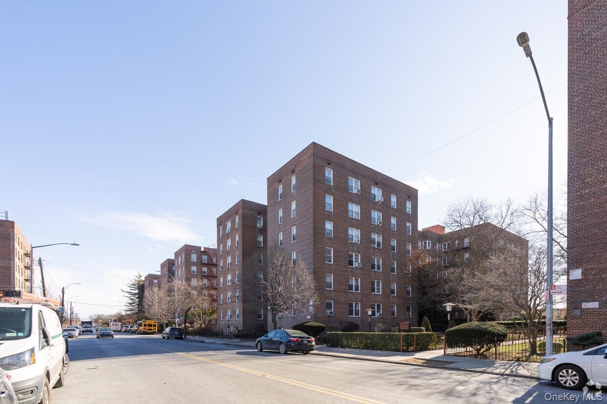 Coop Avenue H Brooklyn, NY 11210, MLS-987582-15