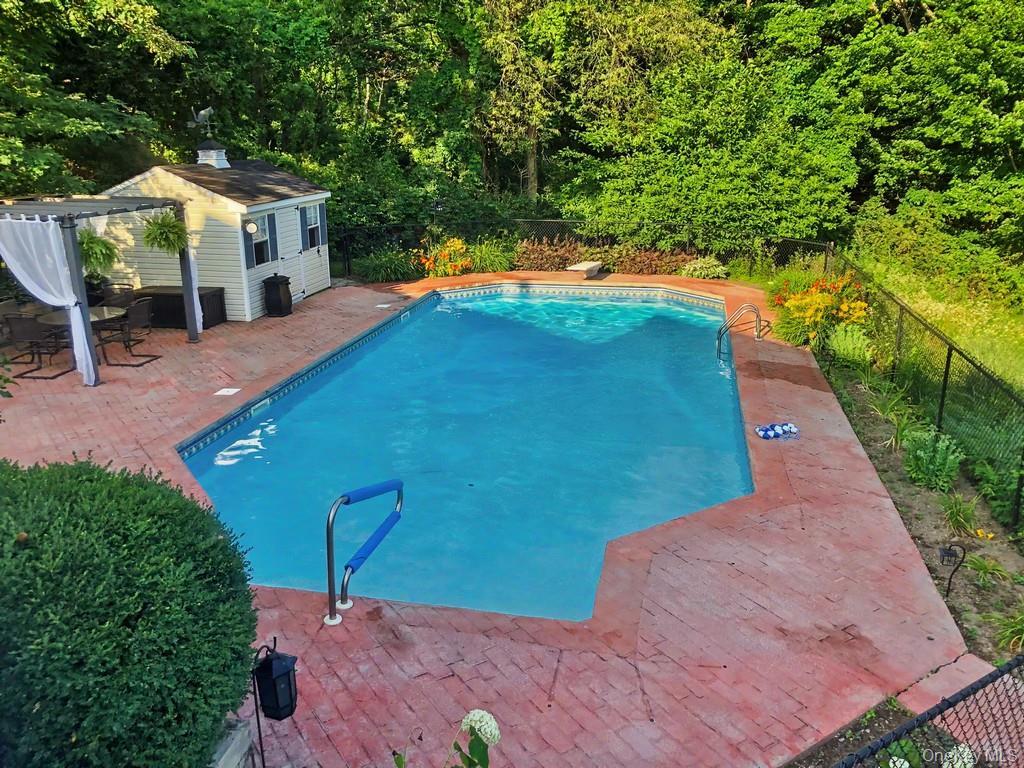 Single Family Brenner Ridge  Dutchess County, NY 12569, MLS-987584-11