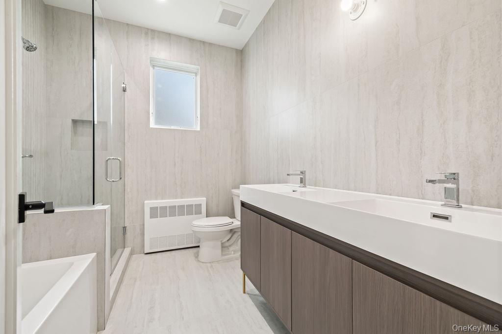 Condo Mirror Lake  Rockland County, NY 10977, MLS-987596-23