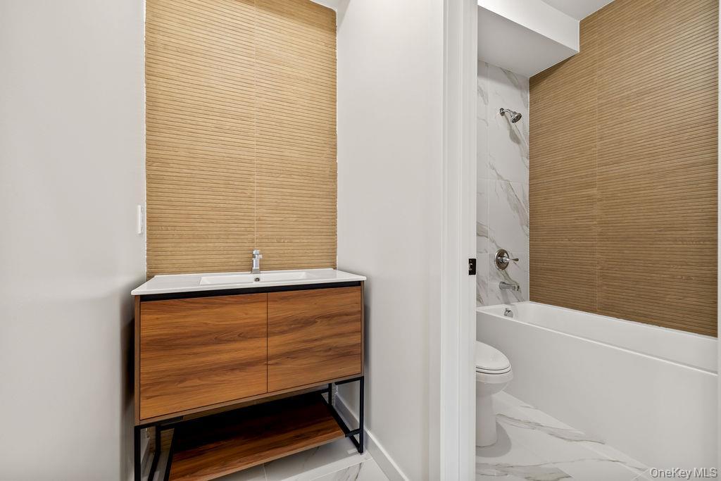 Condo Mirror Lake  Rockland County, NY 10977, MLS-987596-41